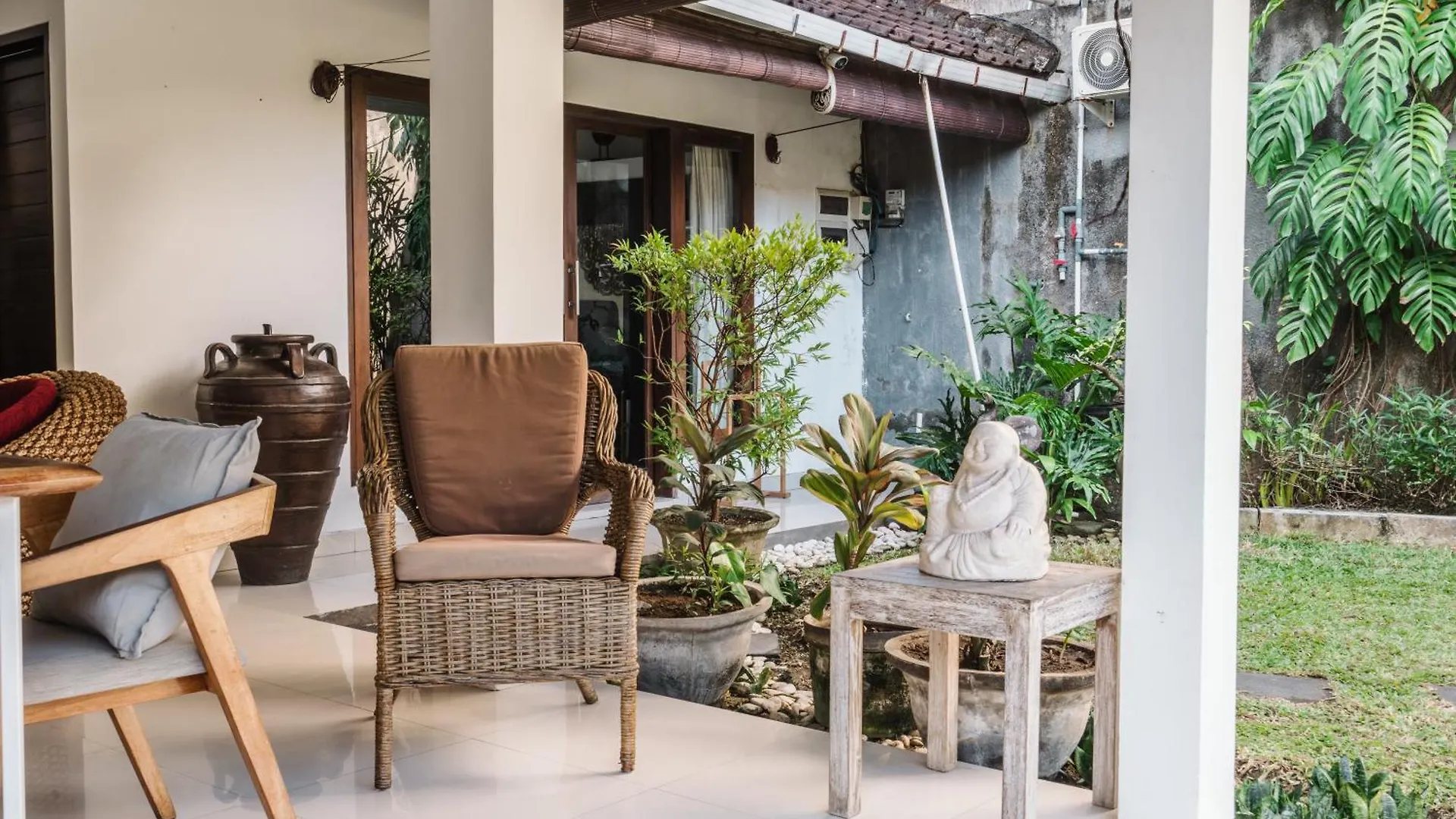 Sari Temuku Villa Seminyak
